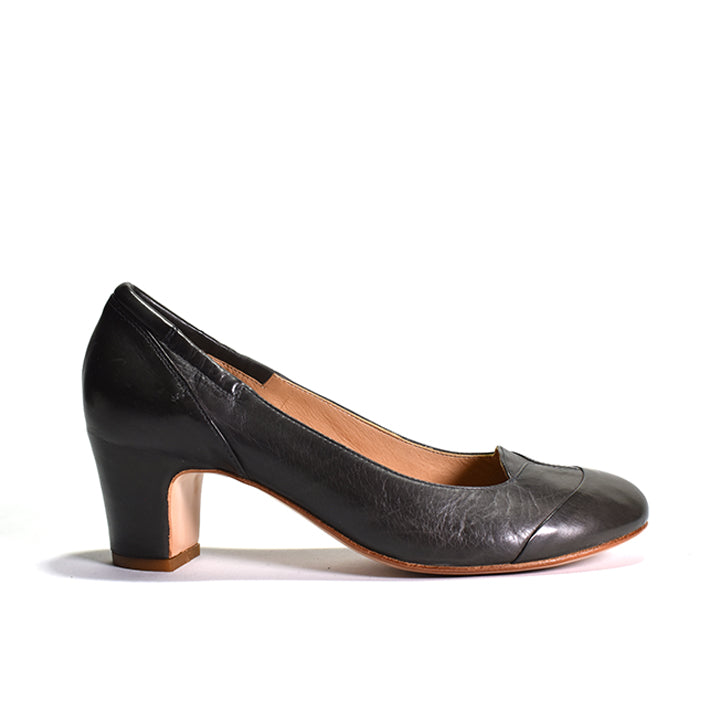 Black pump 